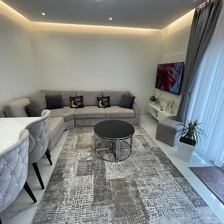 View Apartment! *