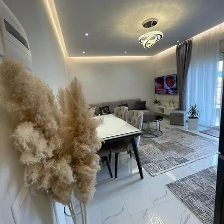 View Apartment!